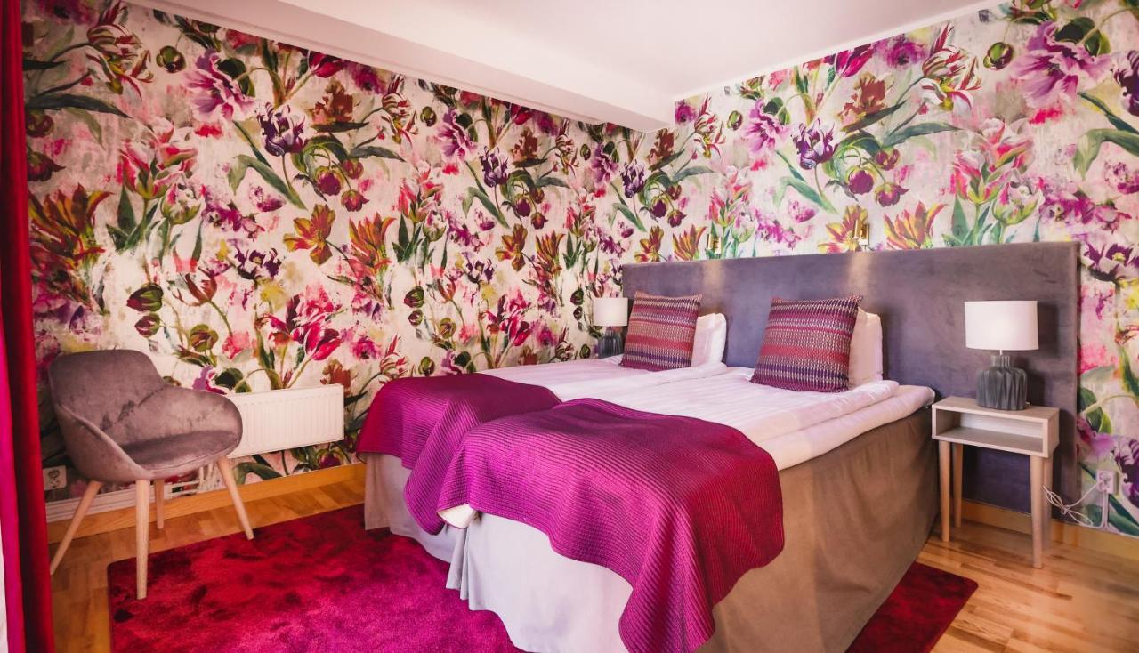 Skogshem & Wijk Hotel ลิดินโญ่ ภายนอก รูปภาพ
